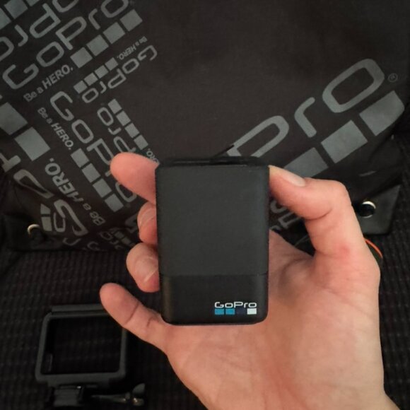 GoPro Hero 5 Black & Accessories - Picture 3 of 7